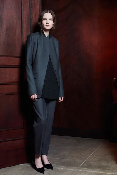 Look 4